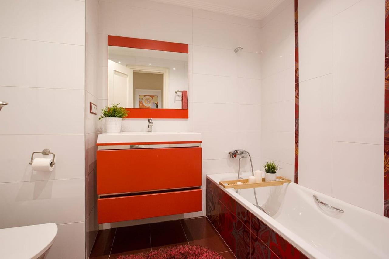 Habitacion En Vivienda Gran Via Бильбао Экстерьер фото