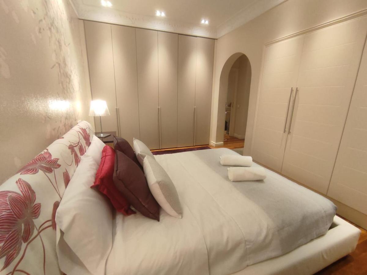 Habitacion En Vivienda Gran Via Бильбао Экстерьер фото