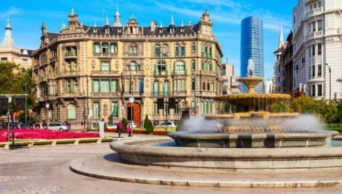 Habitacion En Vivienda Gran Via Бильбао Экстерьер фото